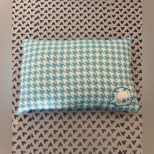 Ace of diamond Miyuki Blue and White Houndstooth Pillow